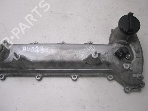 Used Valve cover TOYOTA YARIS (_P9_) 1.4 D-4D (NLP90_, NLP90R) (90 hp) 28927748