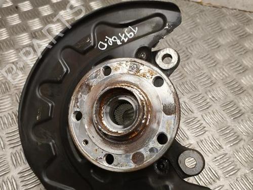 Used Right front steering knuckle Right front steering knuckle SEAT LEON Sportstourer (KL8, KLD) 1.5 TSI (150 hp) 40485251 40485251