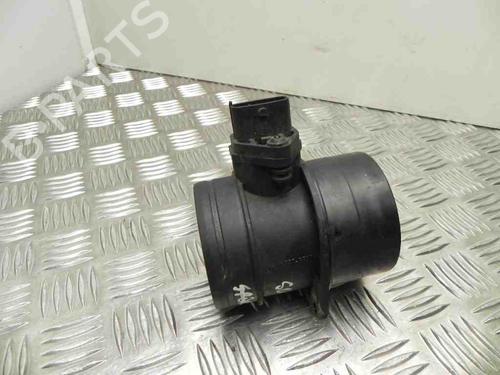 Used Mass air flow sensor KIA SORENTO I (JC) 2.5 CRDi 4WD (140 hp) 28916324
