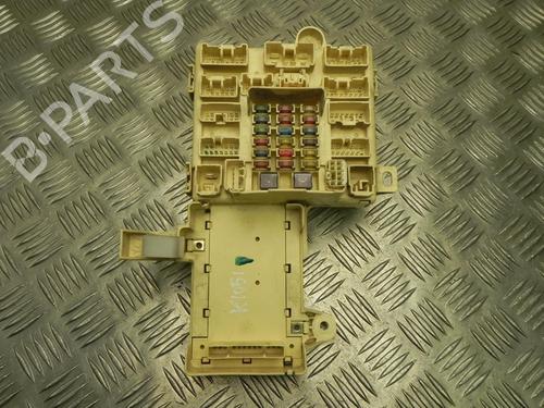 Used Fuse box LEXUS IS I (_E1_) 200 (GXE10) (155 hp) 28911698