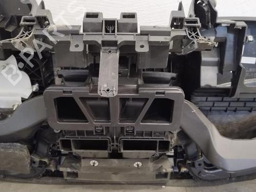Salpicadero LAND ROVER RANGE ROVER VELAR (L560) 2.0 P250 Si4 4x4 | BP39543596C46 - Image 16