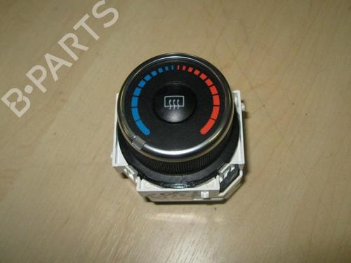 Used Climate control TOYOTA YARIS (_P13_) 1.3 (NSP130_, NSP130) (95 hp) 28919299