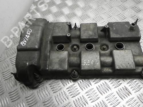 Used Valve cover FORD MONDEO III Turnier (BWY) 2.5 V6 24V (170 hp) 28940597