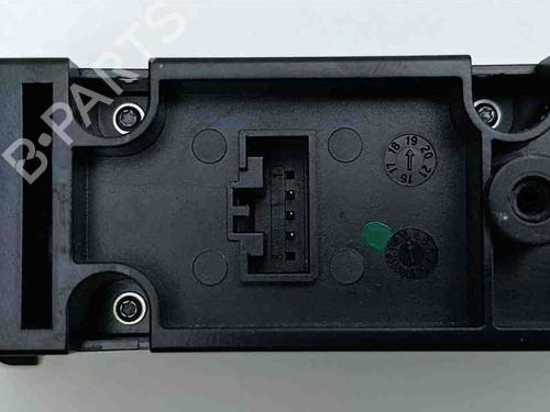 Switch AUDI E-TRON (GEN) 55 quattro | BP28943999I30