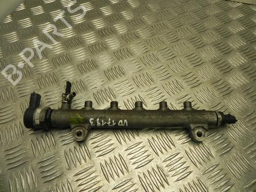 Used Injection rail Injection rail 28917490 28917490