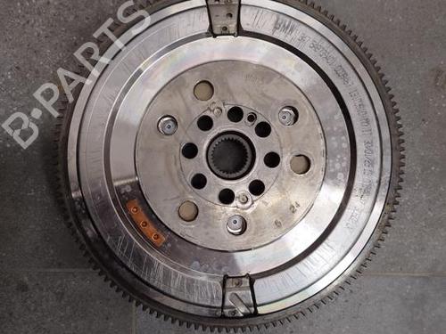 Flywheel BMW 1 (F70) 120 d Mild-Hybrid | BP40274583M101 - Image 2