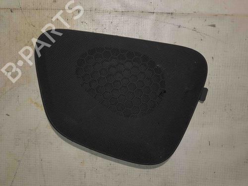 Used Grille VOLVO XC60 I SUV (156) D5 AWD (185 hp) 28916751