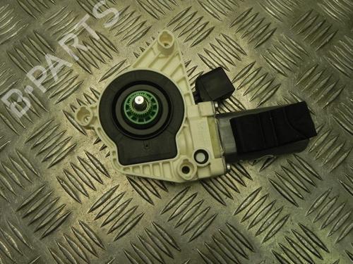 Used Left rear window motor MERCEDES-BENZ CLA Coupe (C117) CLA 250 4-matic (117.346) (211 hp) 28948083