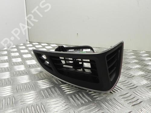 Used Air vent FORD FOCUS III Turnier 1.6 TDCi (115 hp) 28923931