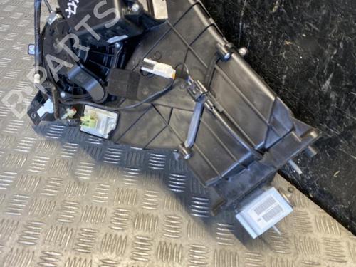 Air vent TESLA MODEL X (5YJX) P90D AWD | BP28913522I21 