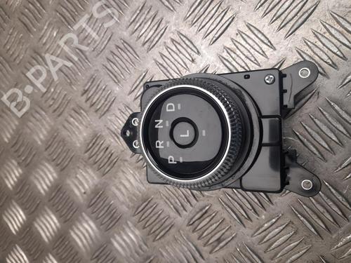 gear-lever-ford-usa-mustang-mach-e-cgw-2020-37567998 main image