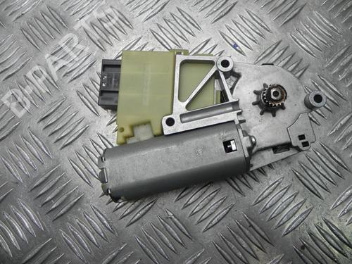 electronic-module-bmw-5-e60-2001-2002-2003-2004-2005-2006-2007-2008-2009-2010-37581033 main image