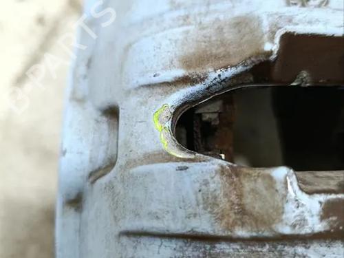 Right front brake caliper PORSCHE CAYENNE (92A) 3.6 S | BP33798406M104 - Image 2