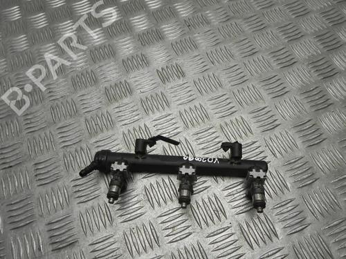 Used Injection rail VW UP! (121, 122, BL1, BL2, BL3, 123) 1.0 (60 hp) 28912944