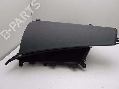 Used Glove box OPEL ZAFIRA TOURER C (P12) 2.0 CDTi (75) (130 hp) 28928167