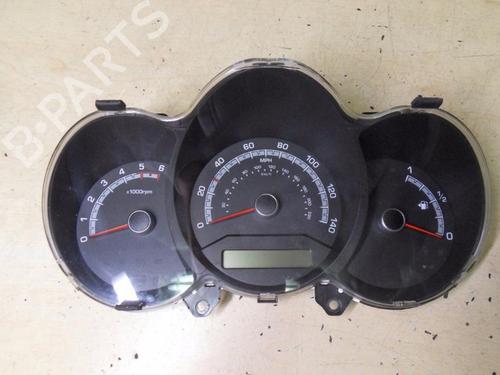 Used Instrument cluster KIA VENGA (YN) 1.4 CRDi 75 (78 hp) 28929478
