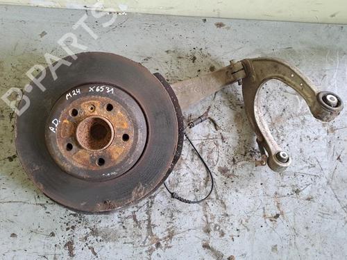 Used Right front steering knuckle BMW 5 Touring (F11) 525 d (218 hp) 28929827