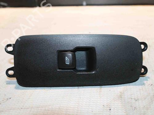 Used Left front window switch VOLVO S60 II (134) D3 (150 hp) 28946340