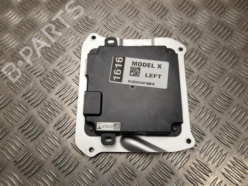 Module électronique TESLA MODEL X (5YJX) P90D AWD (772 hp) 28924590