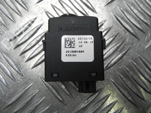 Switch NISSAN JUKE (F15) 1.5 dCi | BP37578383I30 - Image 2