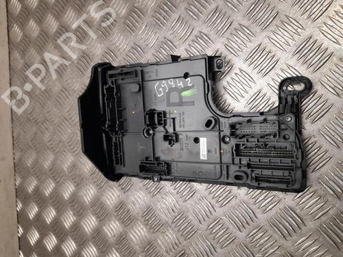 electronic-module-tesla-model-3-5yj3-2017-37568540 main image