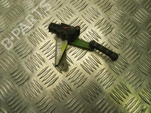 electronic-sensor-tesla-model-s-5yjs-2012-37578174 main image
