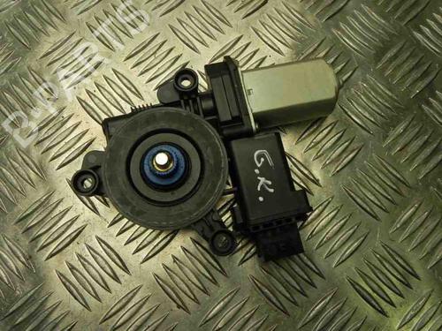 Rudehejsemotor bagstkærm venstre ALFA ROMEO GIULIETTA (940_) 2.0 JTDM (940.FXL1A) (140 hp) 28918973