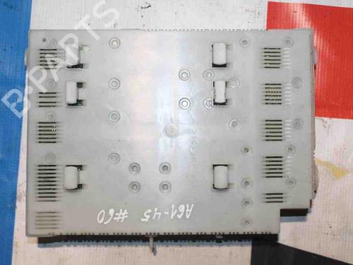 Used Fuse box VOLVO S60 II (134) D3 (150 hp) 28933008