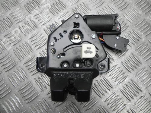 tailgate-lock-tesla-model-y-5yjy-2019-37544665 main image