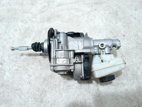 Used Brake master cylinder Brake master cylinder 39000310 39000310