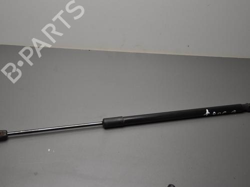 Used Tailgate lift support VW T-ROC (A11, D11) 1.5 TSI (150 hp) 28947298