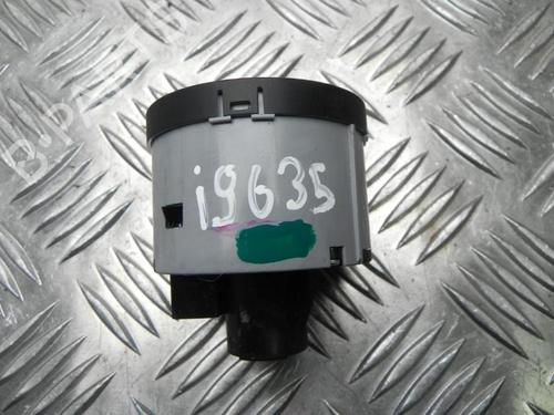 Headlight switch SKODA YETI (5L) 1.4 TSI | BP37577045I24 - Image 4
