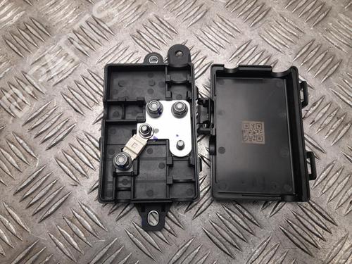 Fuse box XPENG P7 EV All-wheel Drive | BP37567632E1 - Image 2