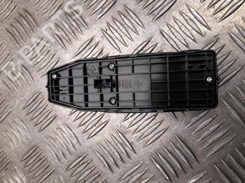 Switch BMW iX (I20) xDrive 40 | BP37558456I30 - Image 2