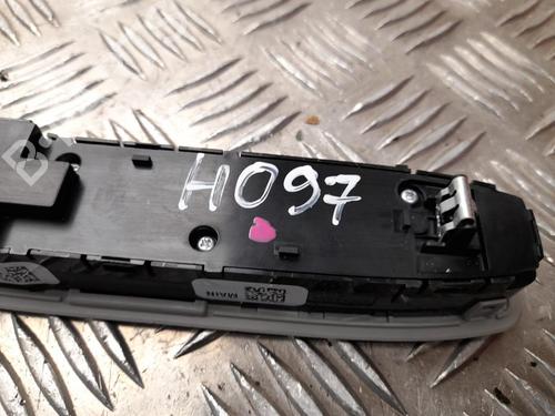 Luz interior TESLA MODEL 3 (5YJ3) EV Performance AWD | BP37556994I8 - Image 4