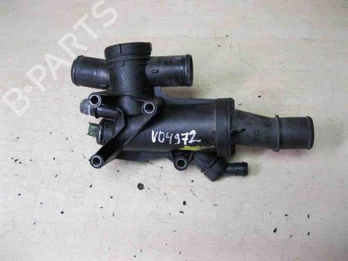 Used Thermostat housing FORD KUGA I 2.0 TDCi (140 hp) 28942494