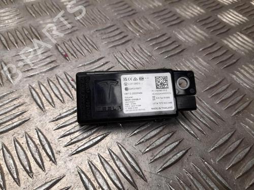 electronic-module-tesla-model-y-5yjy-2019-37566292 main image