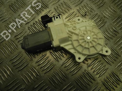 Used Left front window motor Left front window motor FORD FOCUS III Turnier 1.0 EcoBoost (125 hp) 28915940 28915940