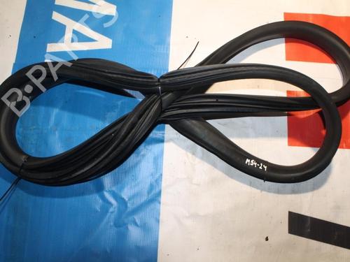 Used Rubber door seal VOLVO XC60 I SUV (156) D5 AWD (205 hp) 28942203