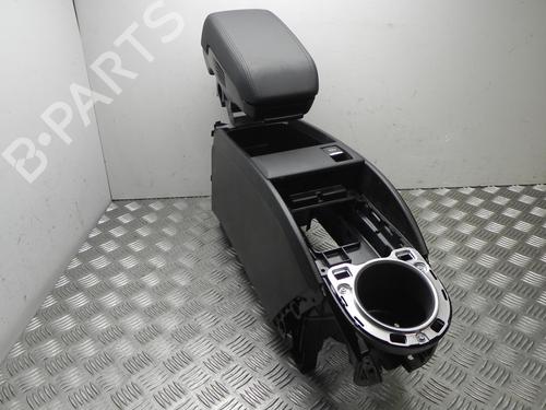 Used Armrest / Center console BMW i3 (I01) Electric (170 hp) 28935470