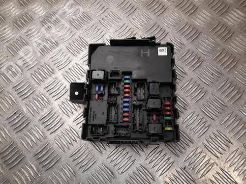 fuse-box-nissan-pathfinder-iii-r51-2005-37574103 main image