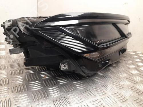 Højre forlygte VW TOUAREG (CR7, RC8) 3.0 TSI 4motion | BP30818769C29