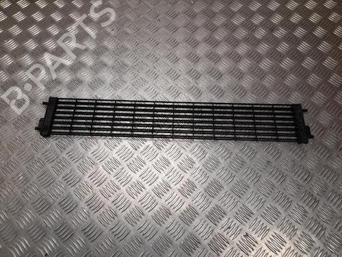 Used Grille Grille 37558589 37558589
