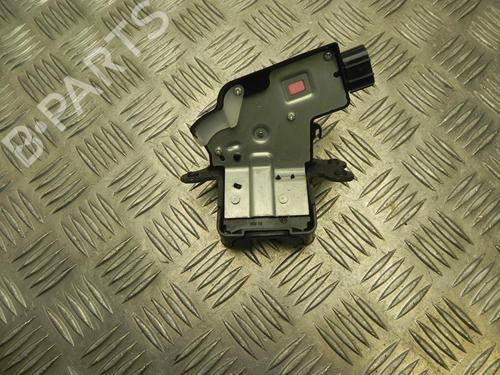tailgate-lock-toyota-c-hr-_x1_-2016-37541335 main image