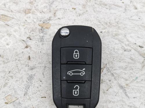 Modulo electronico OPEL CORSA F (P2JO) 1.2 (68) (101 hp) 28923160
