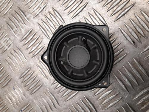 speaker-jaguar-i-pace-x590-2018-37548919 main image