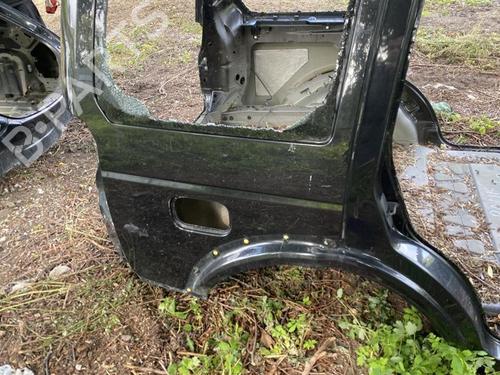 Used Right rear fenders LAND ROVER DISCOVERY IV (L319) 3.0 TD 4x4 (245 hp) 28913449