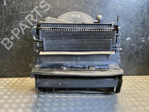 Used Radiator set Radiator set LAND ROVER DISCOVERY IV (L319) 3.0 TD 4x4 (245 hp) 28935512 28935512