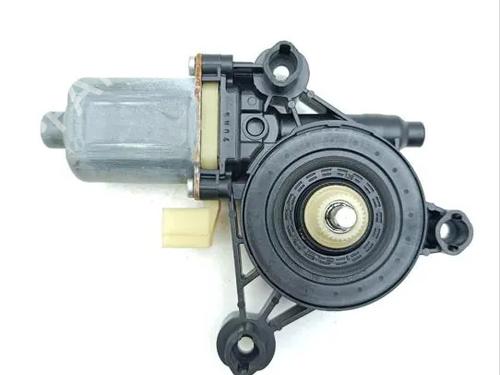 Used Right front window motor Right front window motor BENTLEY BENTAYGA (4V1) 6.0 (608 hp) 33847949 33847949