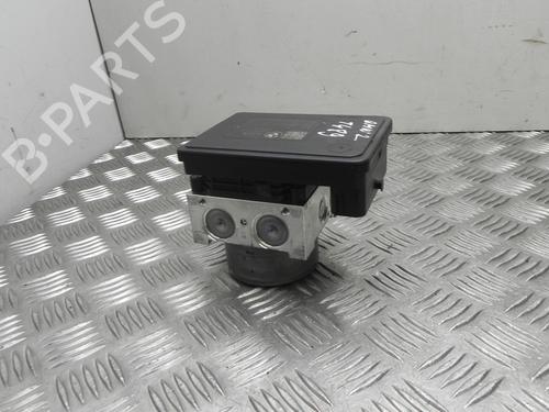 Used Electronic module BMW 2 Gran Tourer (F46) 220 i (192 hp) 28915953
